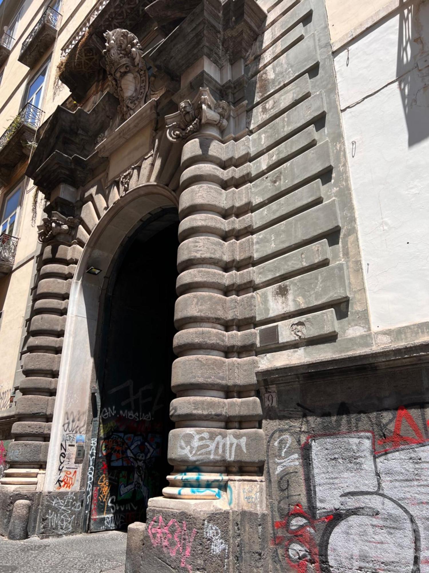 Le Scale Del Principe Apartment Naples Exterior photo